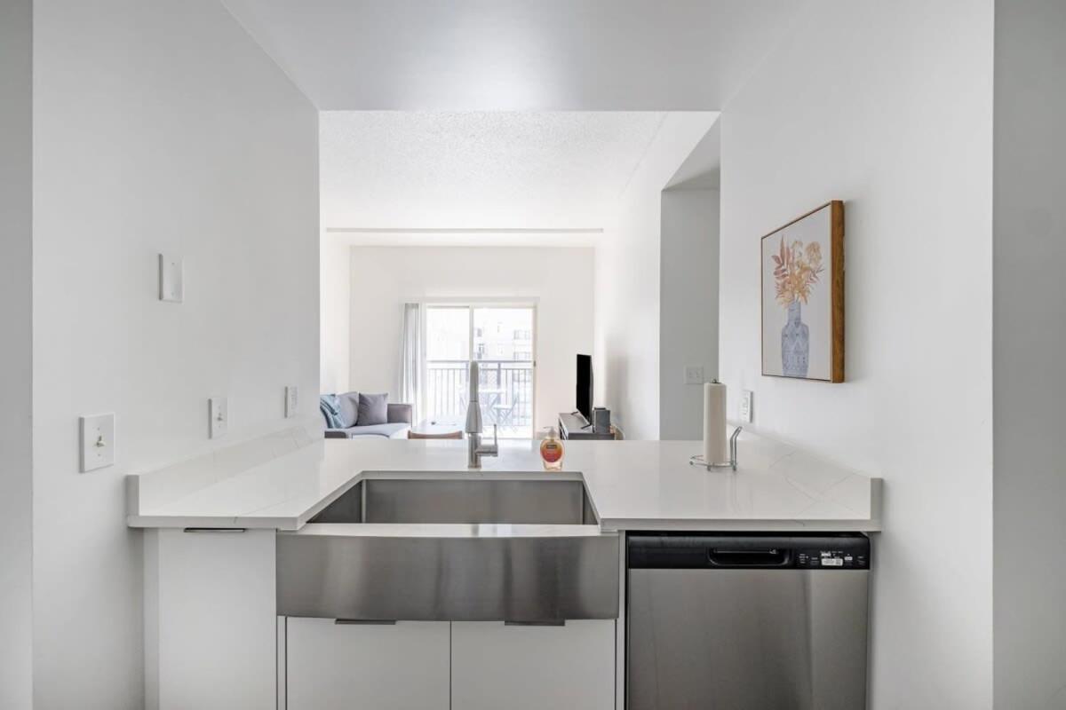 4B 3Ba Premium Family Apartment With Gym Charlotte Bagian luar foto