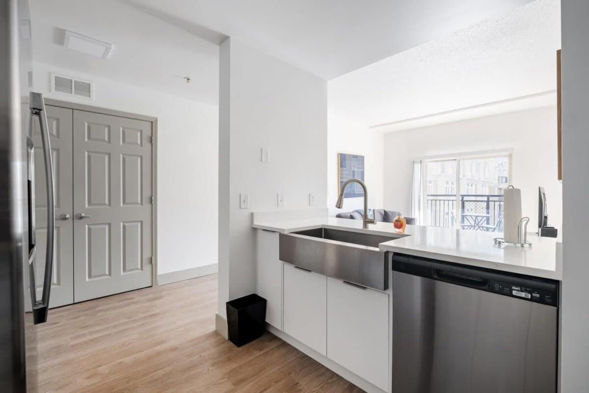 4B 3Ba Premium Family Apartment With Gym Charlotte Bagian luar foto